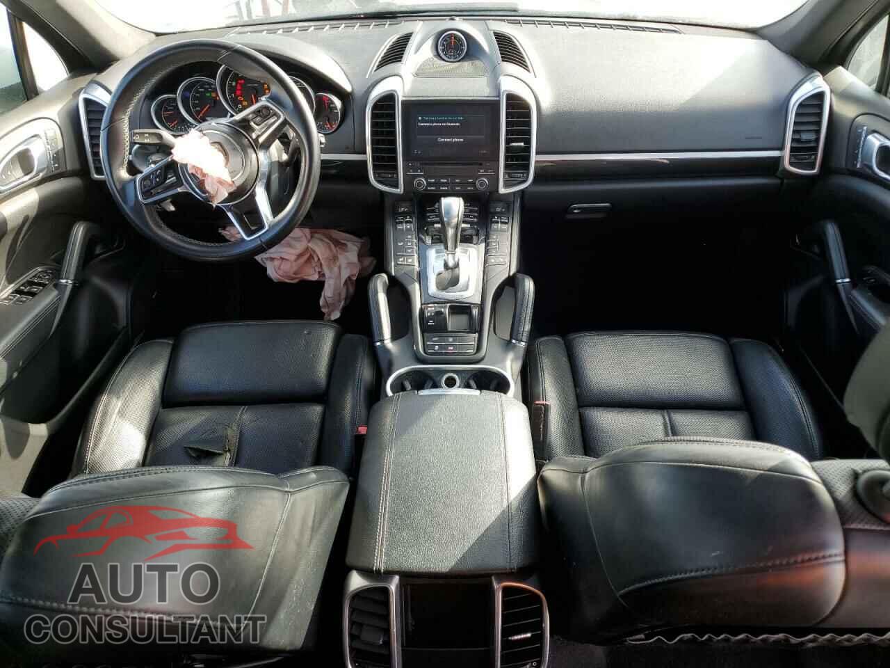 PORSCHE CAYENNE 2018 - WP1AA2A27JKA05794