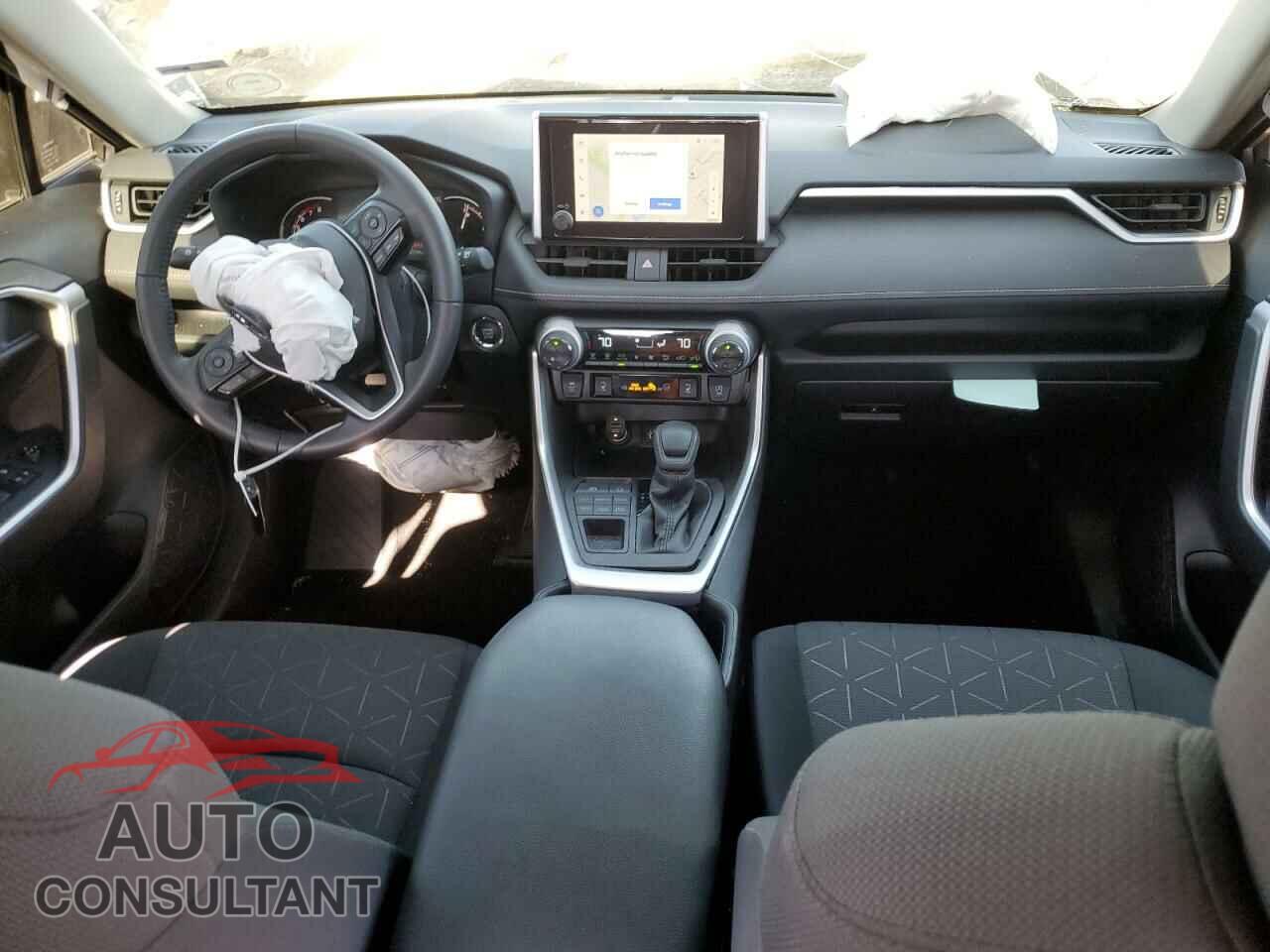 TOYOTA RAV4 2023 - JTMP1RFV1PD094881