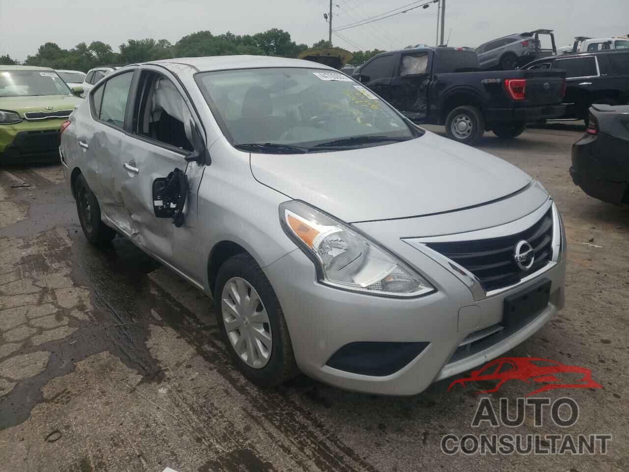 NISSAN VERSA 2019 - 3N1CN7AP9KL878215