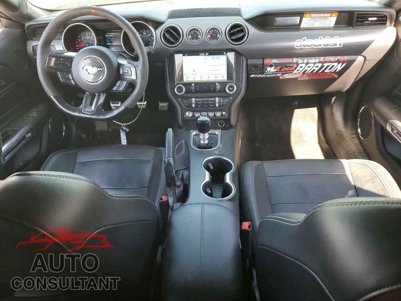FORD MUSTANG 2018 - 1FA6P8CF1J5129329