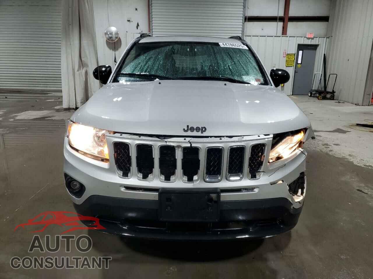 JEEP COMPASS 2011 - 1J4NF5FB5BD201425