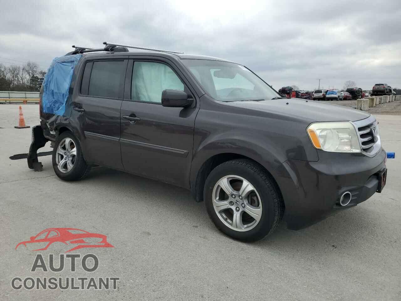 HONDA PILOT 2013 - 5FNYF4H57DB051429