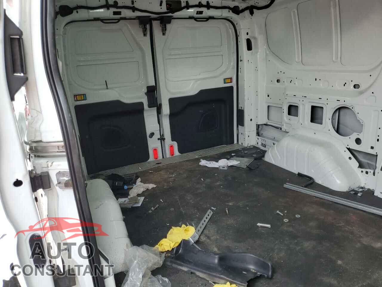 FORD TRANSIT 2018 - 1FTYR1YM2JKA18124