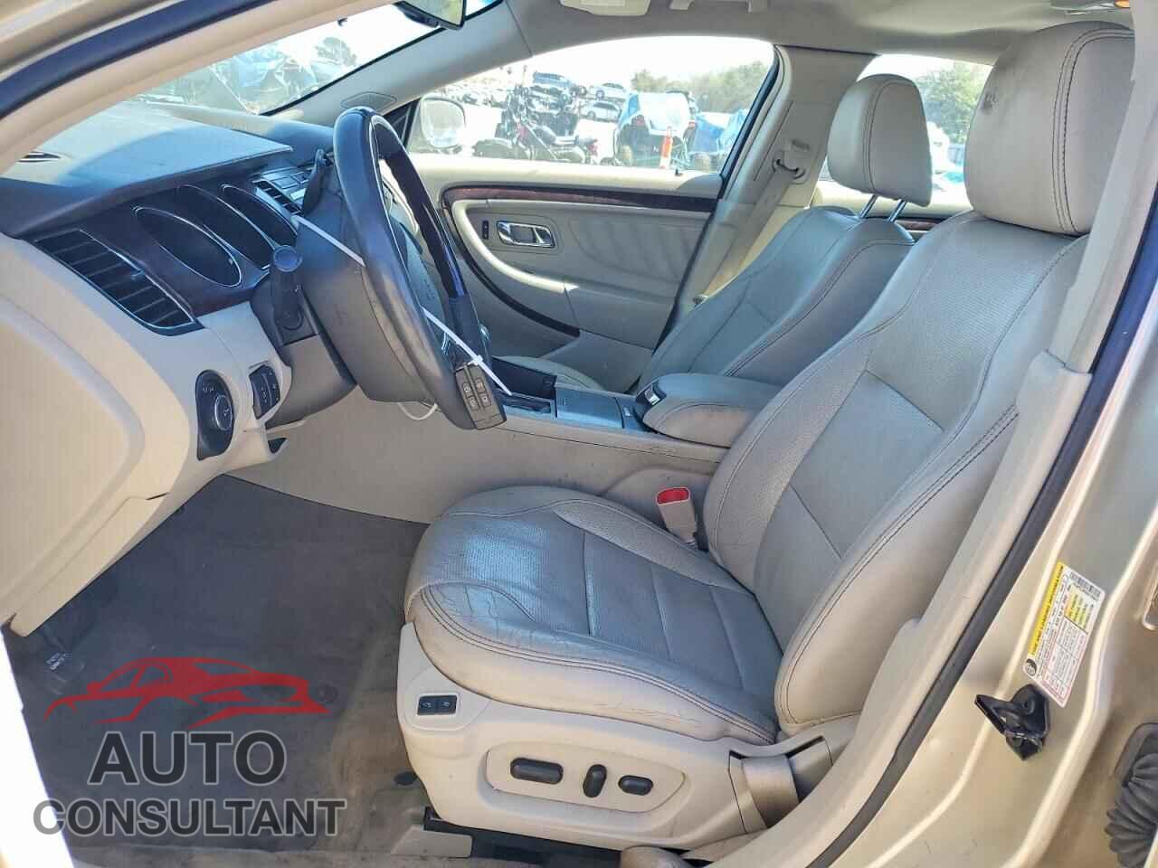 FORD TAURUS 2011 - 1FAHP2JW0BG190847