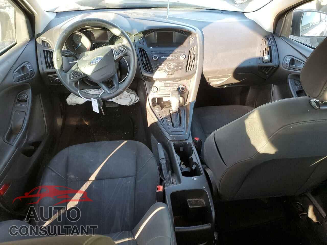 FORD FOCUS 2018 - 1FADP3E20JL234766