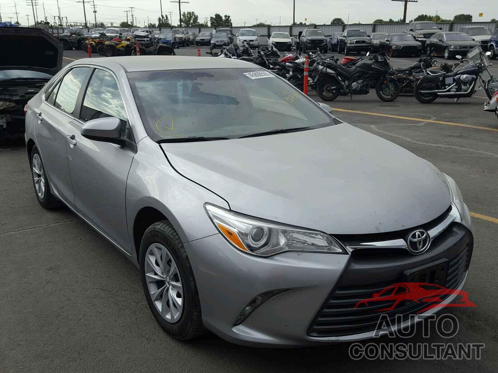 TOYOTA CAMRY 2015 - 4T4BF1FK3FR476588