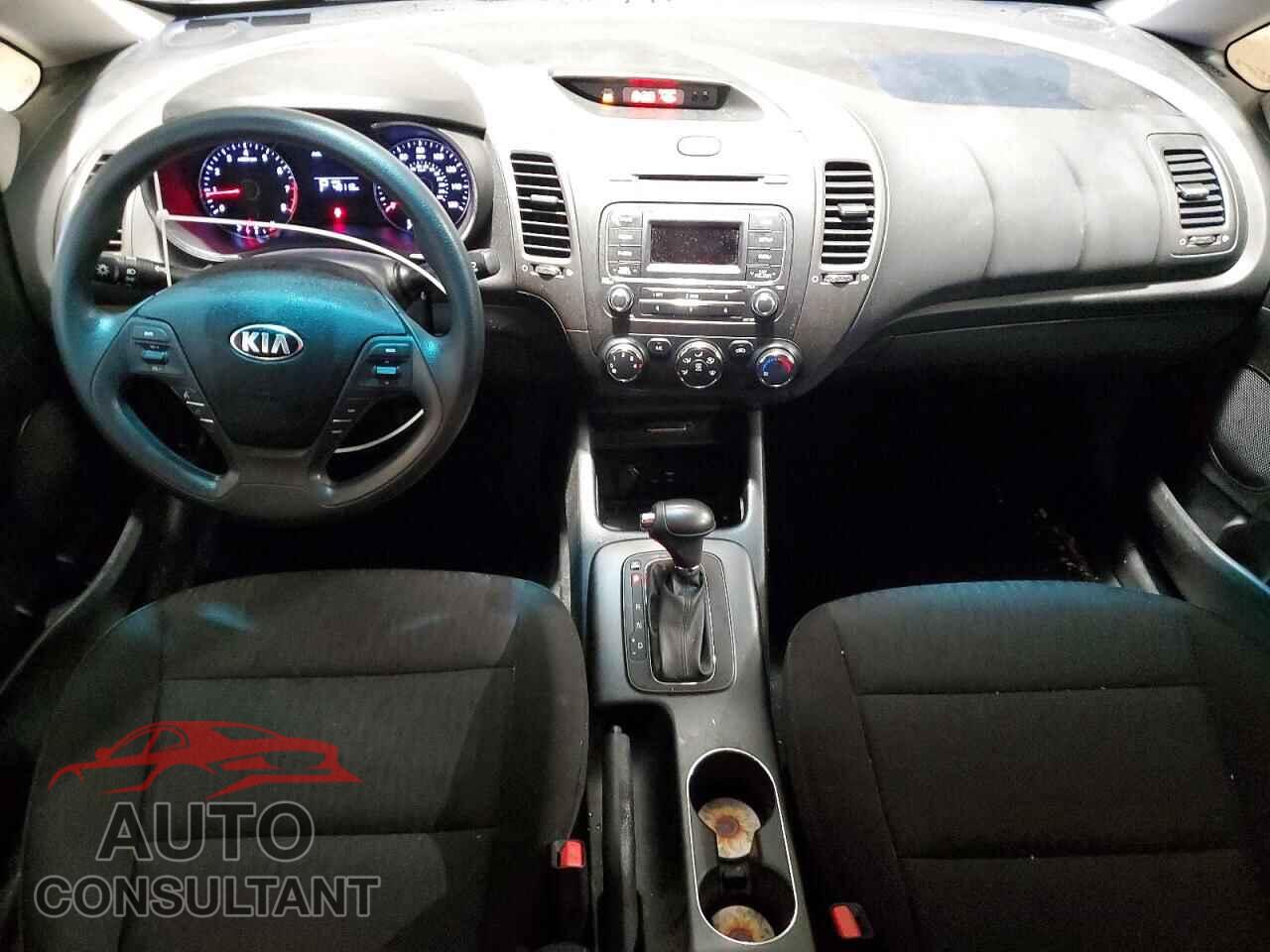 KIA FORTE 2016 - KNAFK4A60G5617536