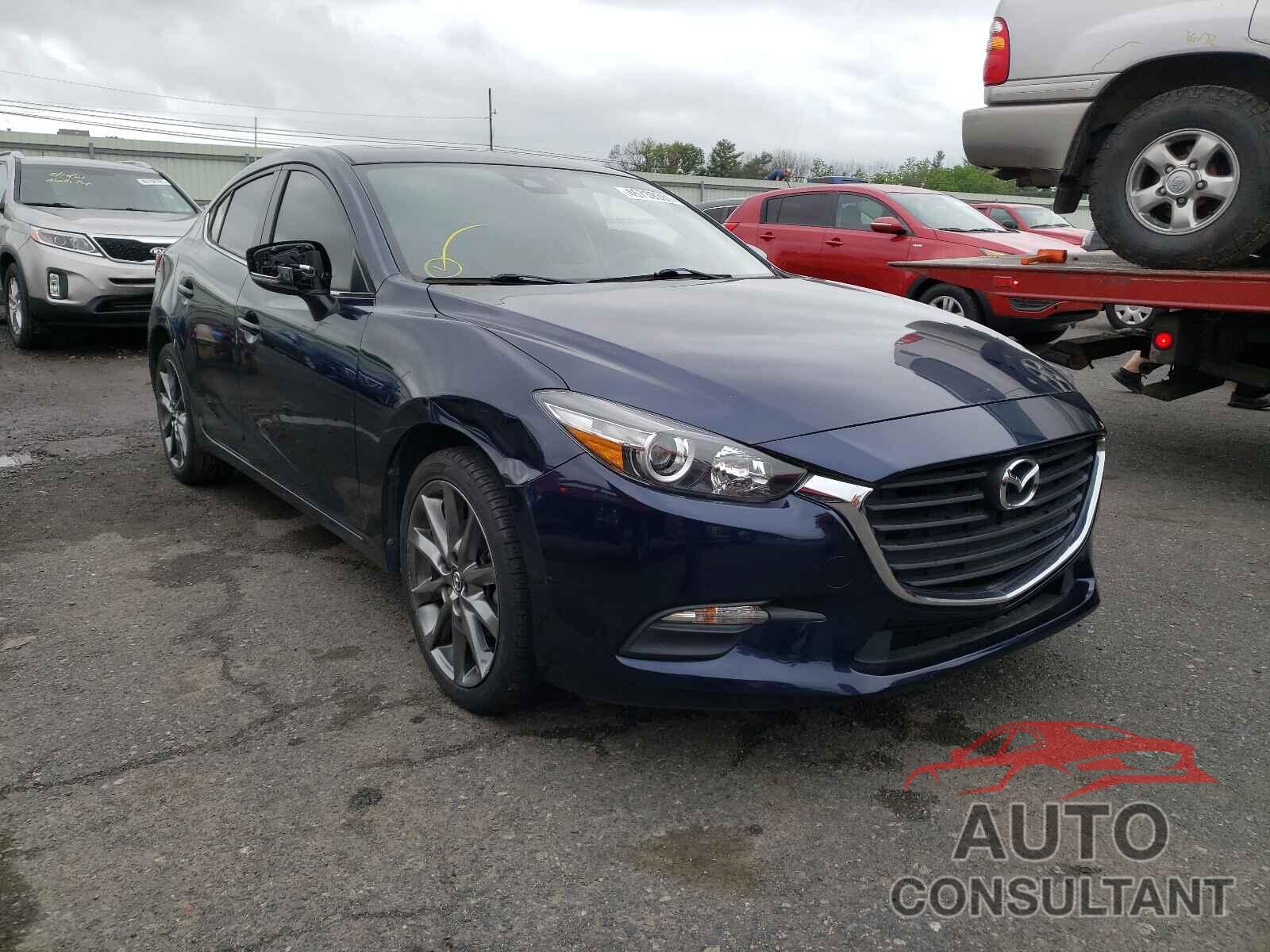 MAZDA 3 2018 - 3MZBN1V34JM200880