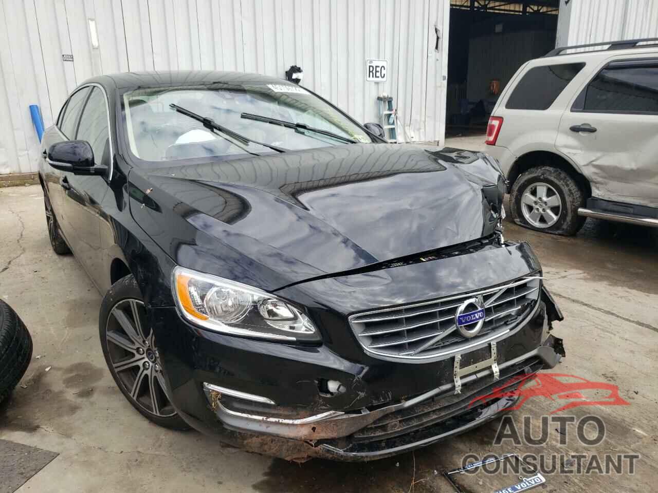 VOLVO S60 2018 - LYV402TK1JB172388