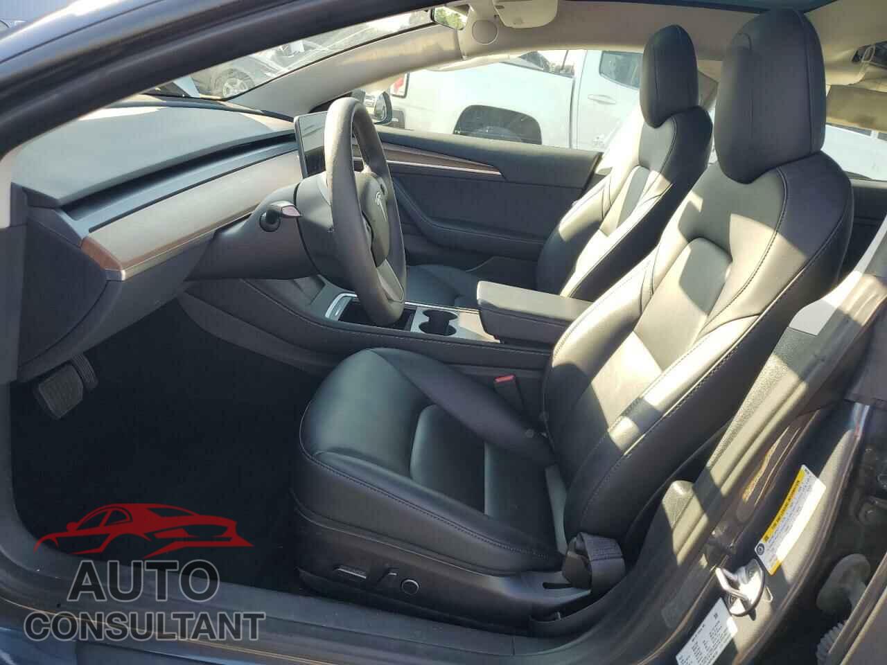 TESLA MODEL 3 2023 - 5YJ3E1EA8PF398706