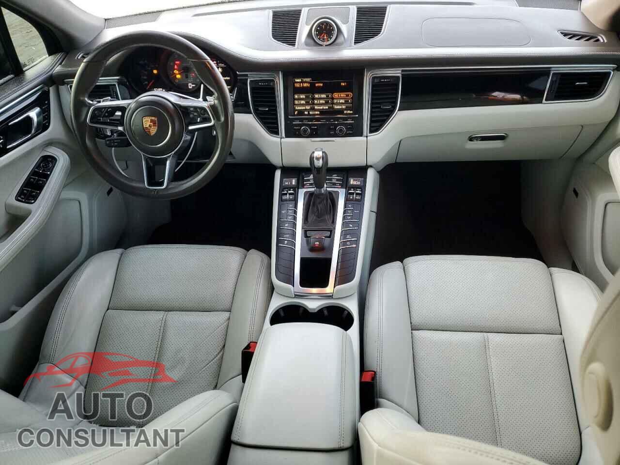 PORSCHE MACAN 2016 - WP1AB2A59GLB41693