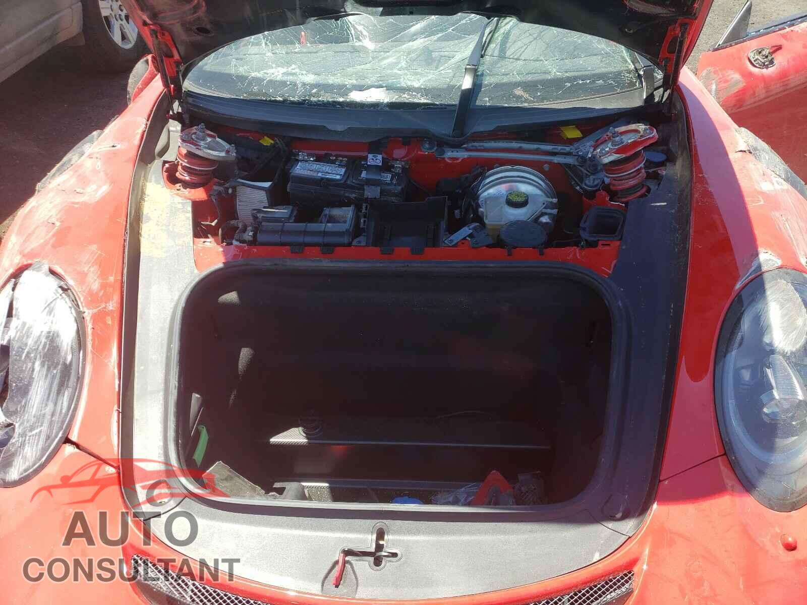 PORSCHE 911 2018 - WP0AE2A93JS186072