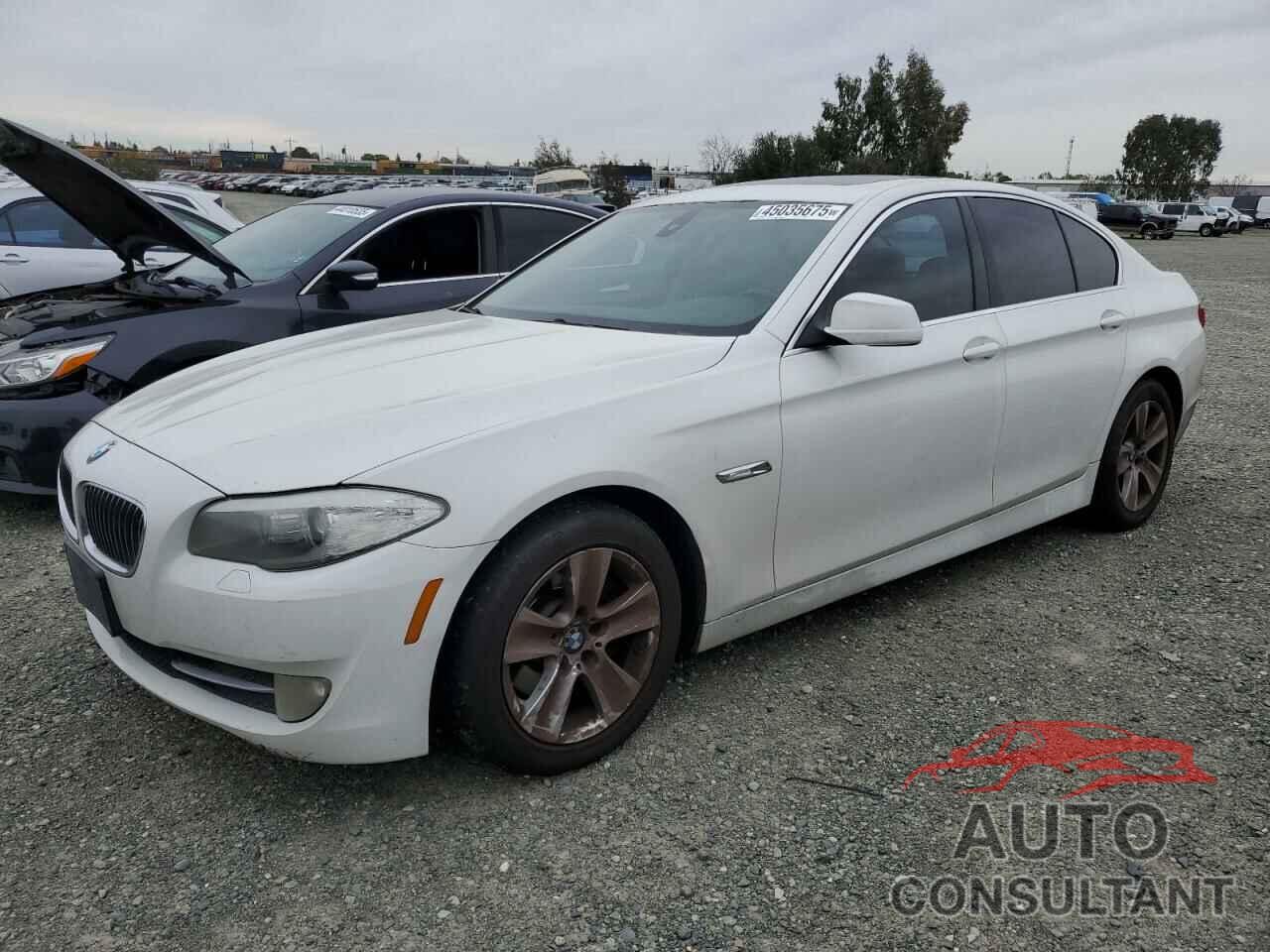 BMW 5 SERIES 2011 - WBAFR1C5XBC737542