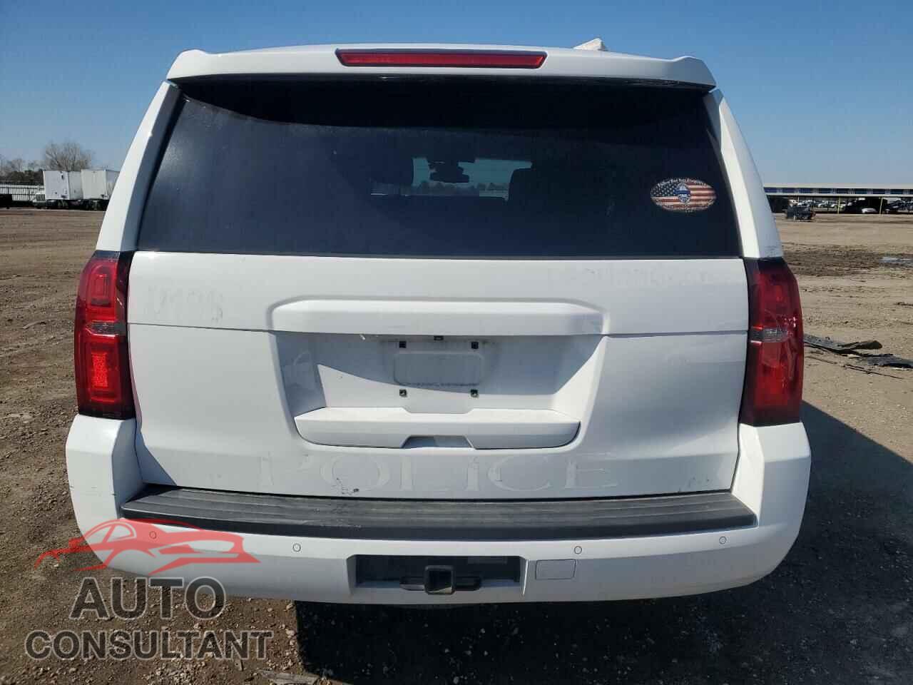 CHEVROLET TAHOE 2015 - 1GNLC2EC2FR571987