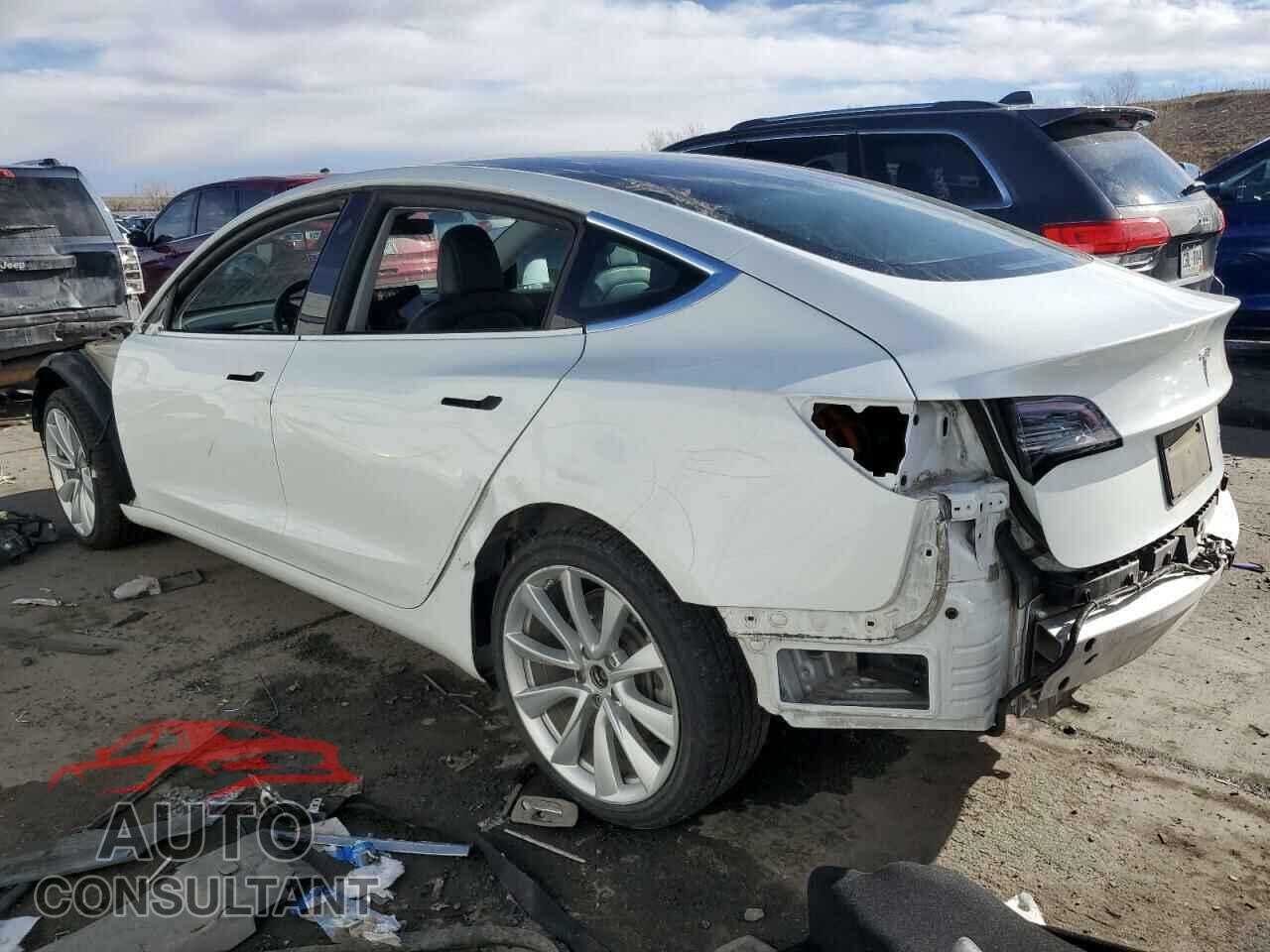 TESLA MODEL 3 2019 - 5YJ3E1EB0KF390214
