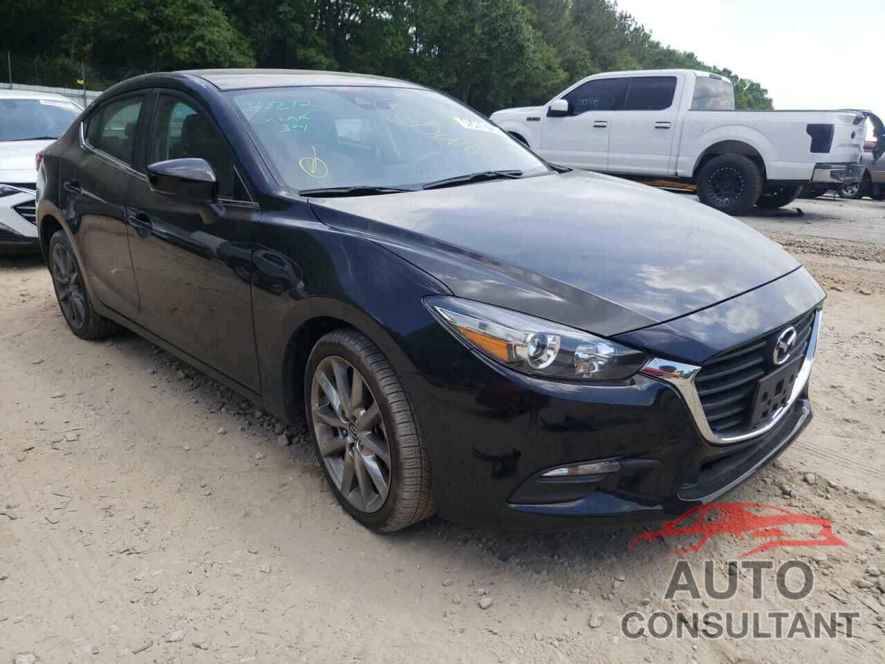 MAZDA 3 2018 - 3MZBN1V39JM275560