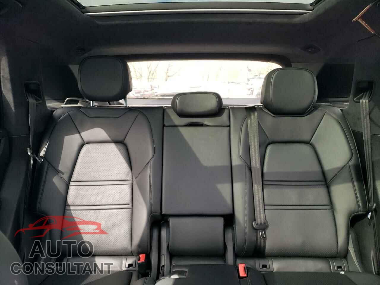PORSCHE CAYENNE 2021 - WP1AG2AY4MDA33970