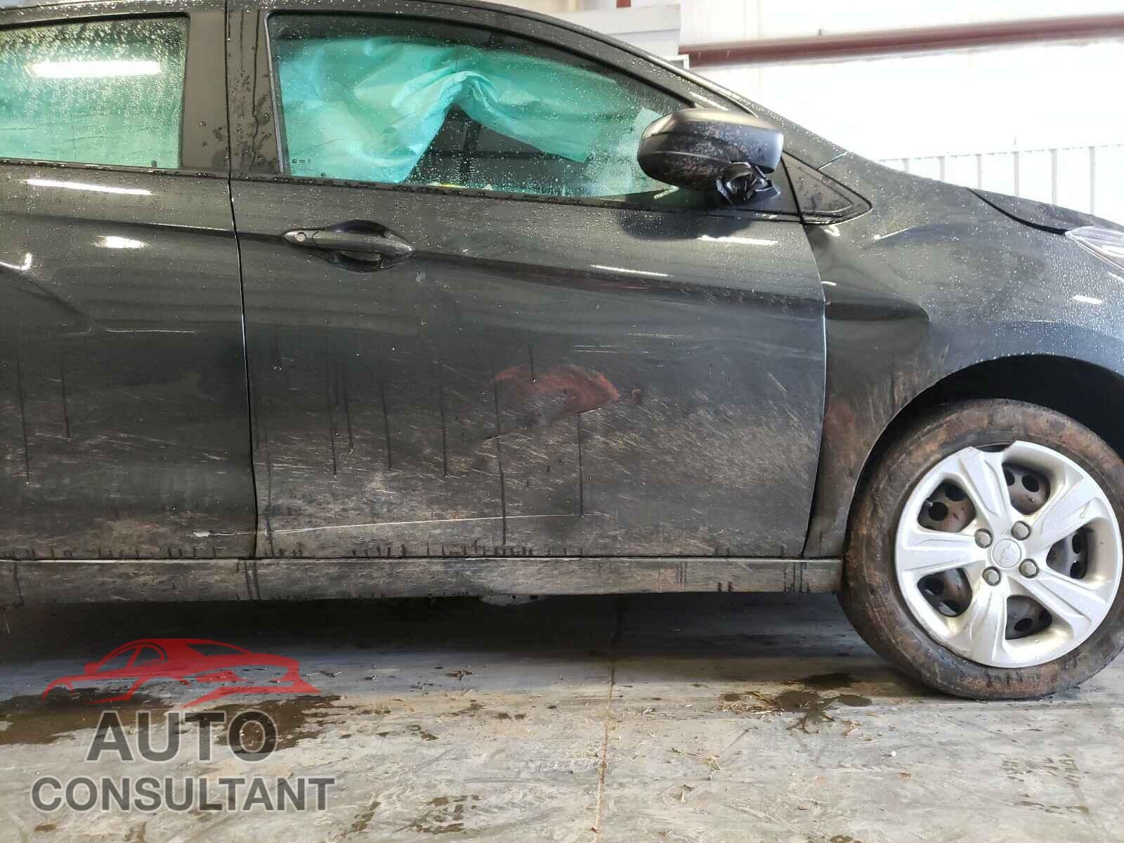 CHEVROLET SPARK 2019 - KL8CB6SA2KC717123