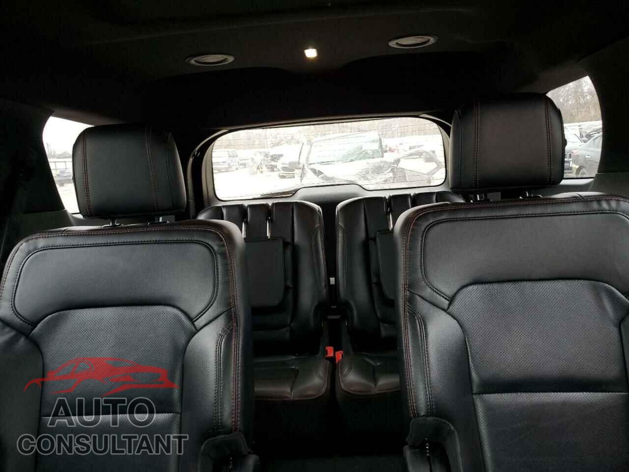 FORD EXPLORER 2018 - 1FM5K8GT3JGB42670