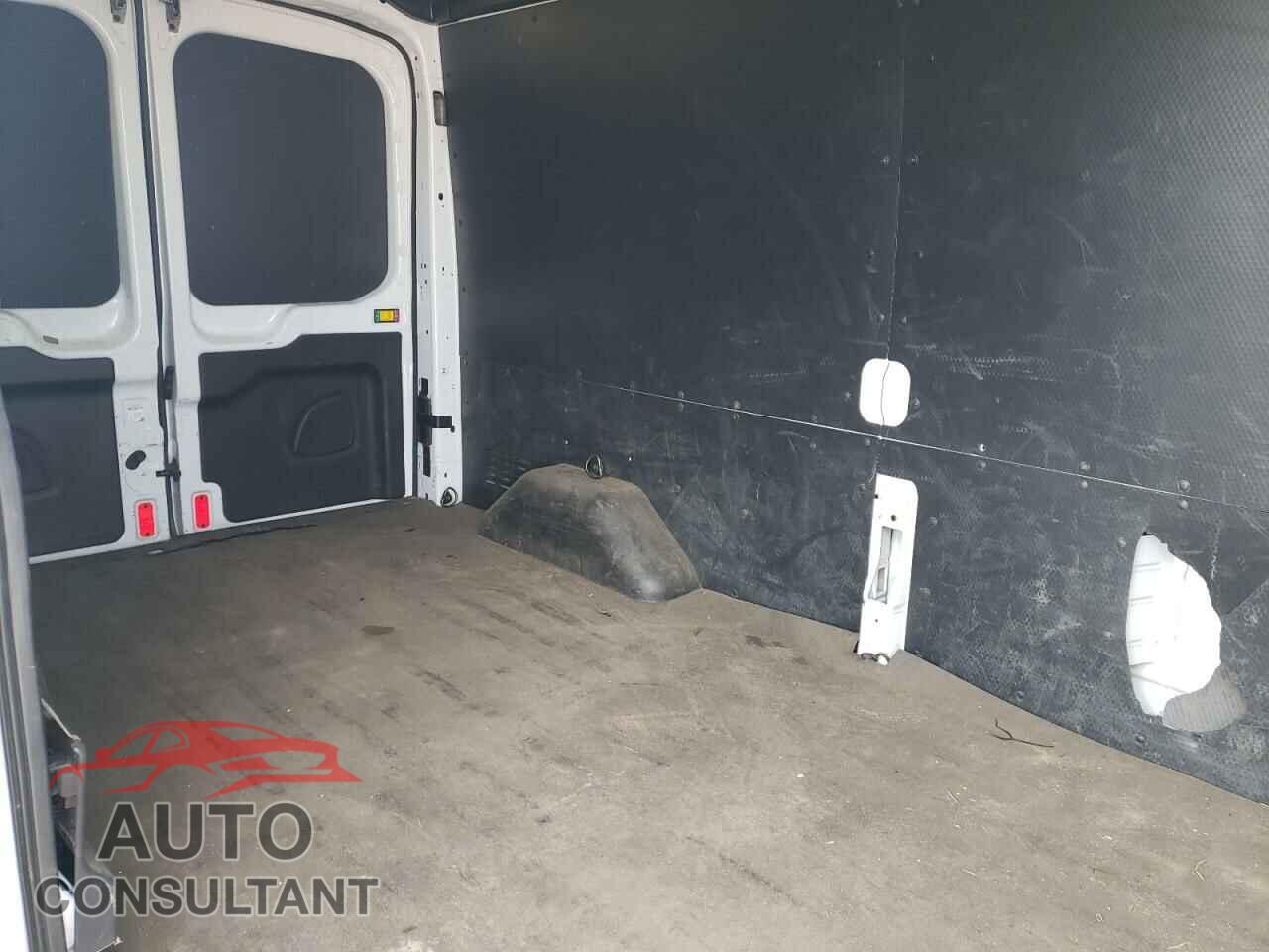 FORD TRANSIT CO 2017 - 1FTYR2CM1HKA86566