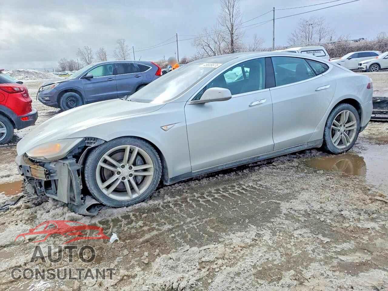 TESLA MODEL S 2015 - 5YJSA1E25FF112986