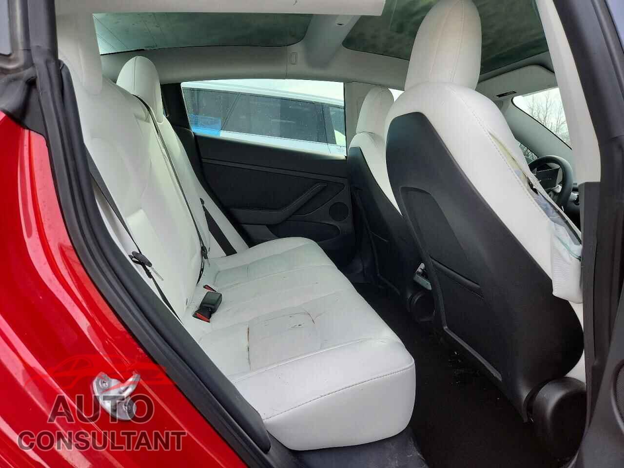 TESLA MODEL 3 2021 - 5YJ3E1EB8MF975920