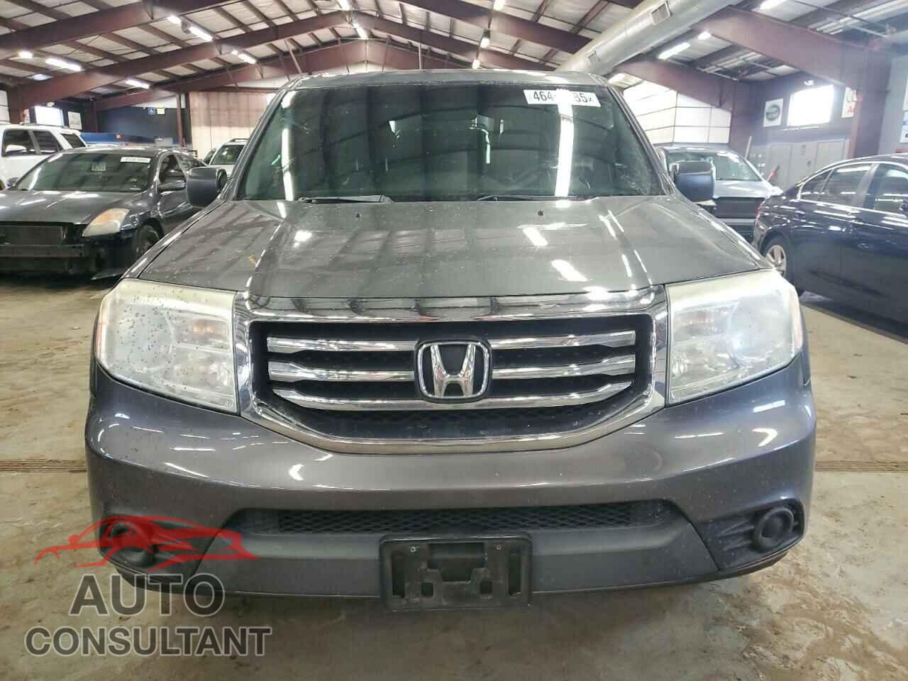 HONDA PILOT 2015 - 5FNYF4H28FB011384