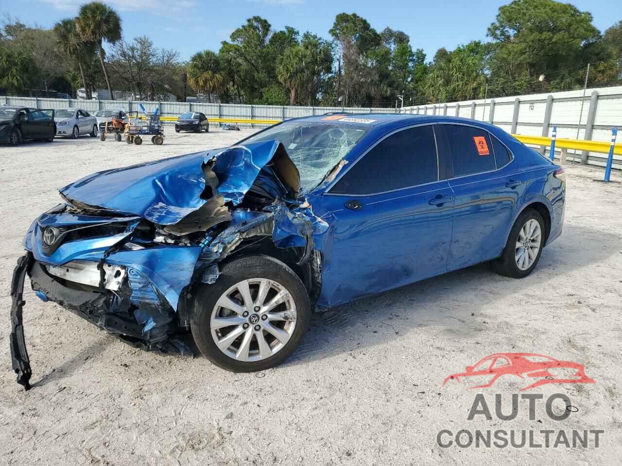TOYOTA CAMRY 2019 - 4T1B11HK1KU260836