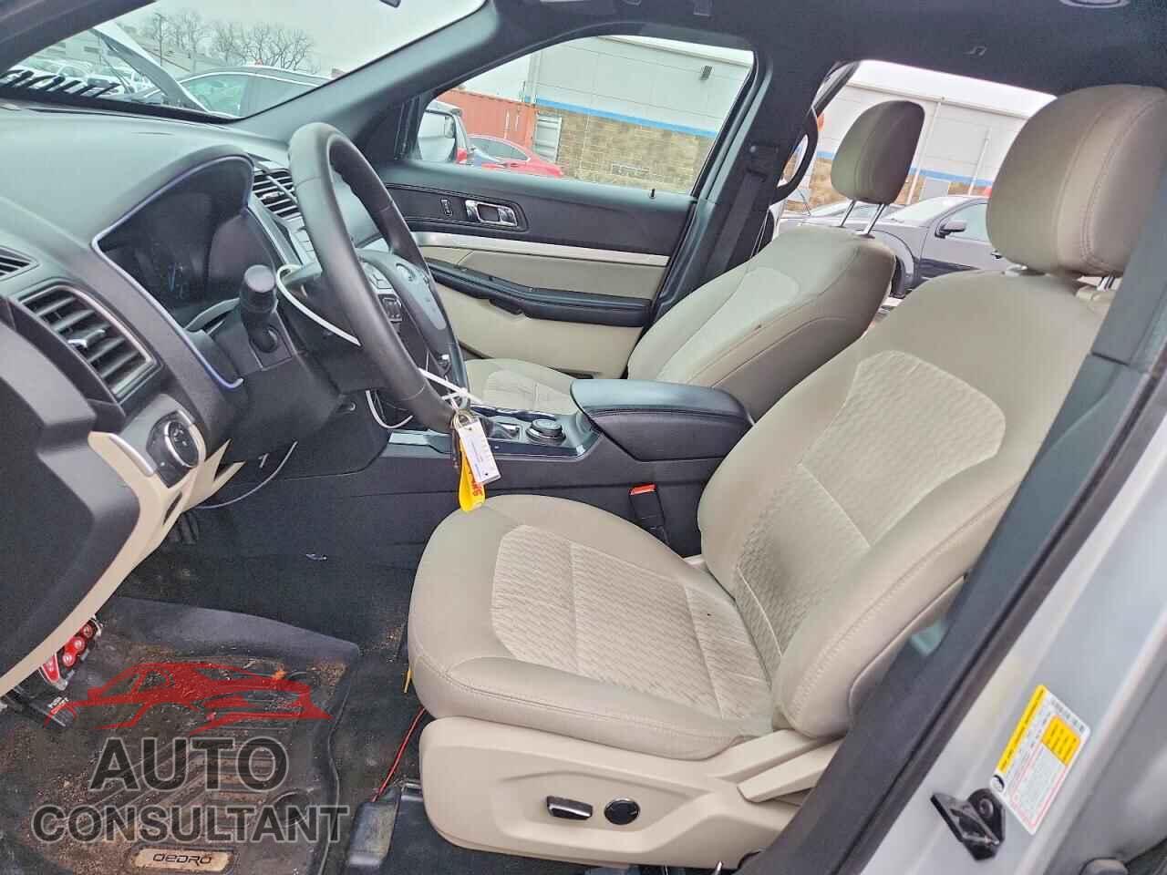 FORD EXPLORER 2018 - 1FM5K8B8XJGB60540
