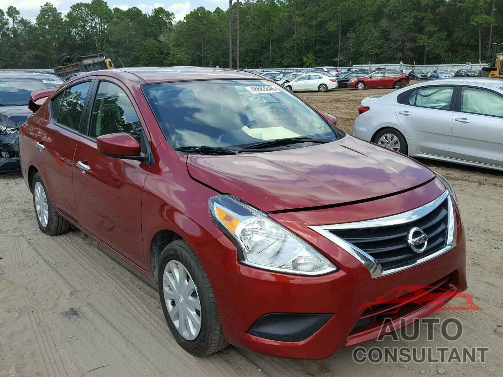 NISSAN VERSA 2017 - 3N1CN7AP0HL839909