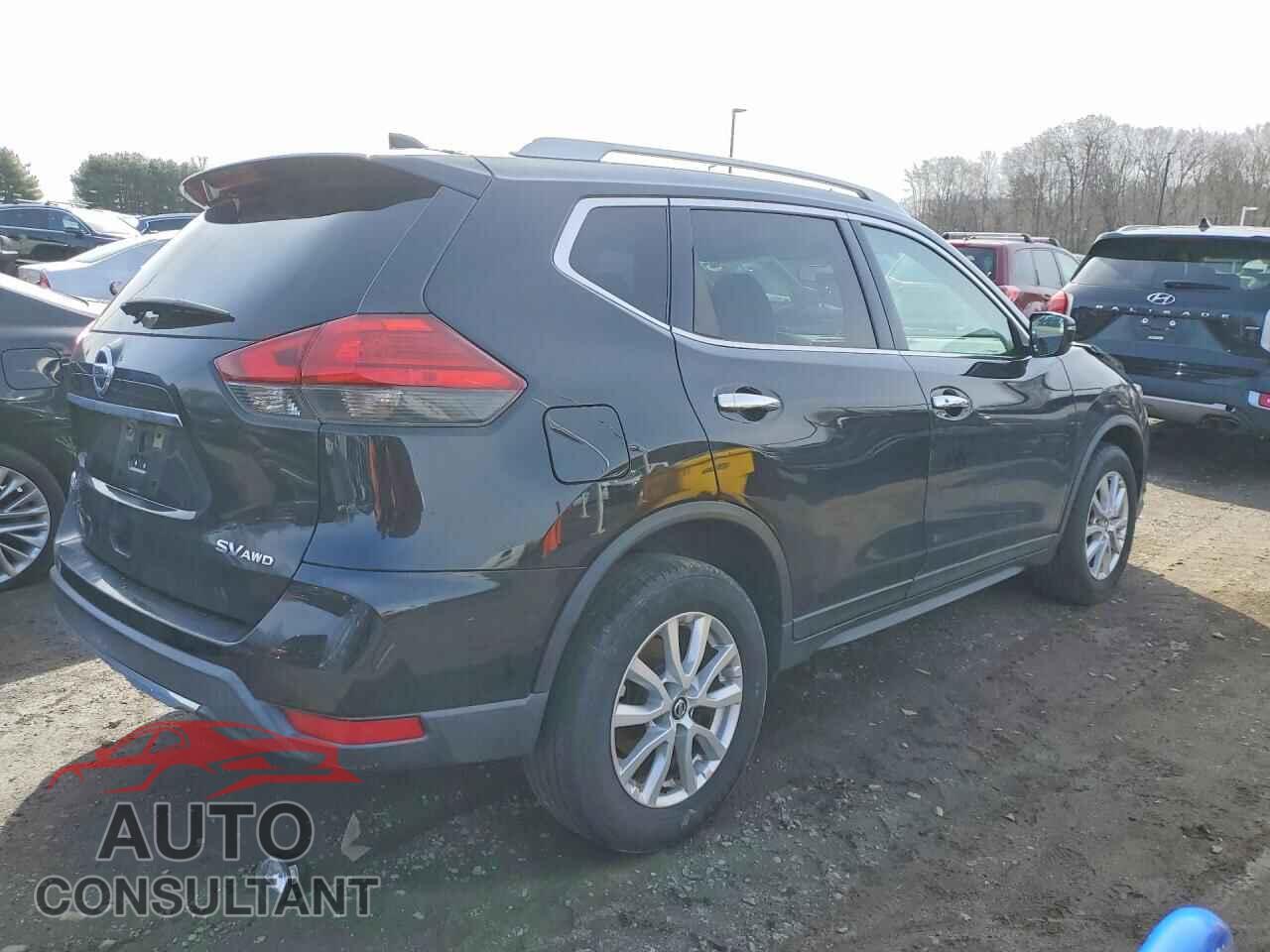 NISSAN ROGUE 2017 - KNMAT2MV9HP589727