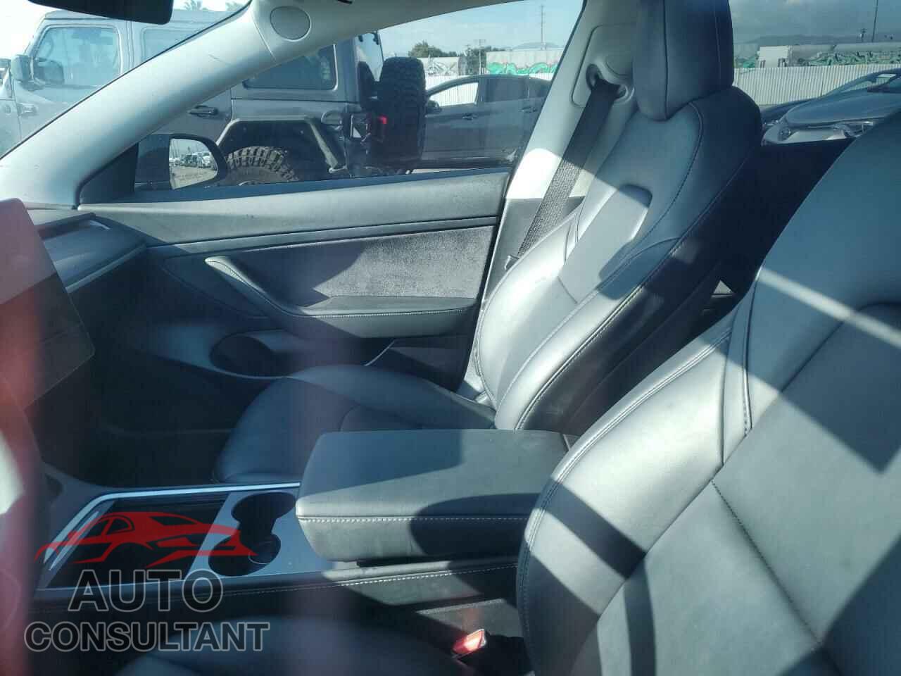 TESLA MODEL 3 2021 - 5YJ3E1EA0MF937198