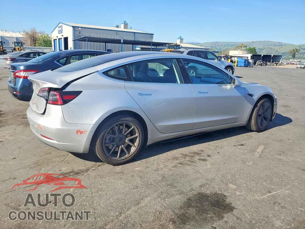 TESLA MODEL 3 2018 - 5YJ3E1EA2JF052187