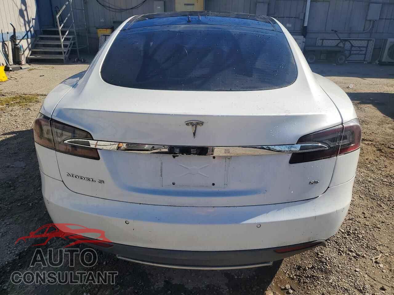 TESLA MODEL S 2014 - 5YJSA1H18EFP49338