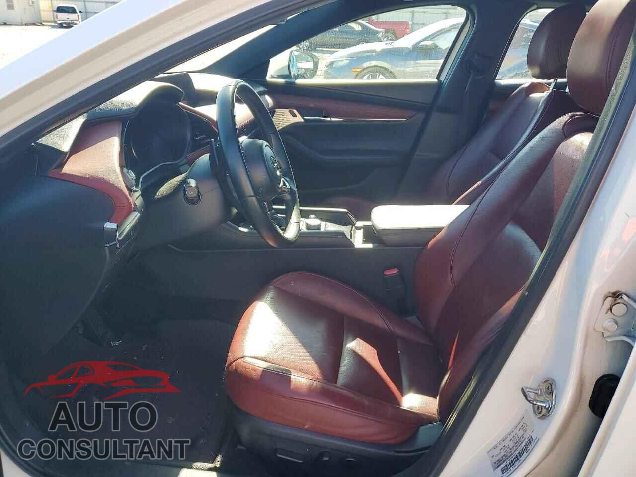 MAZDA 3 2020 - JM1BPANM4L1176103