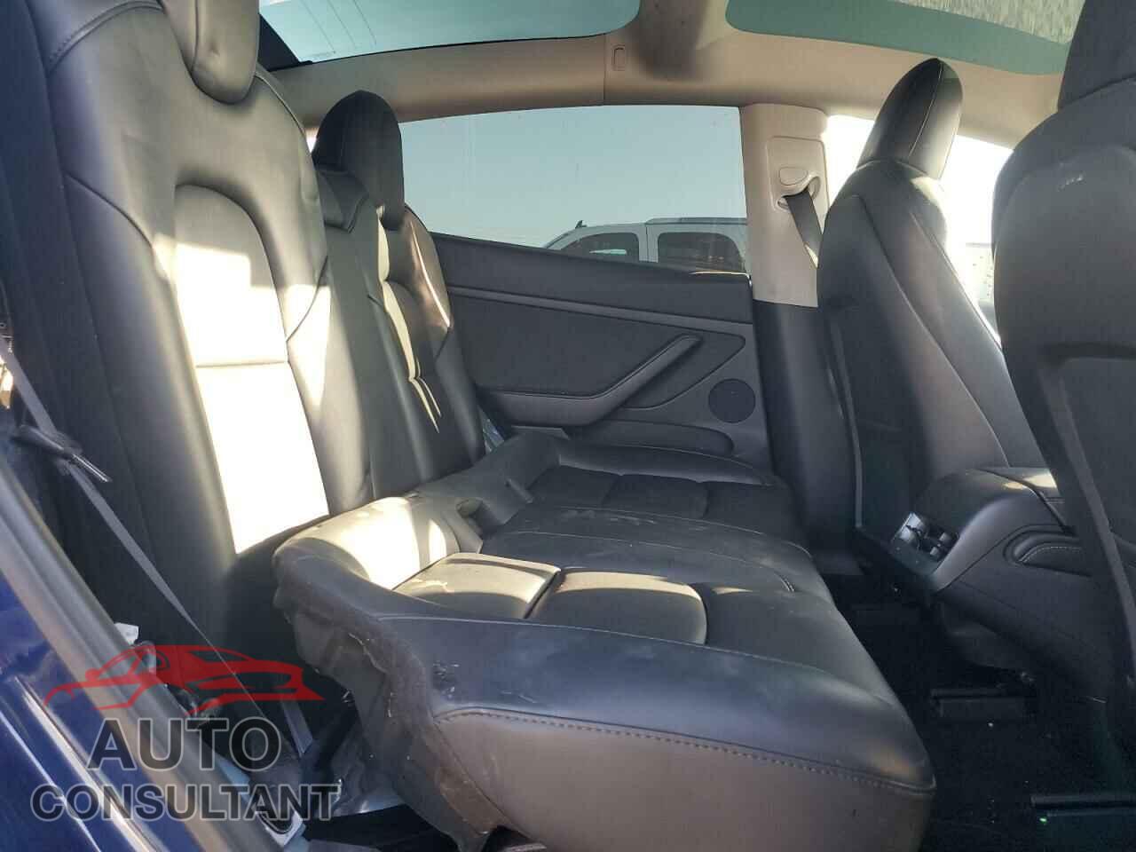 TESLA MODEL 3 2023 - 5YJ3E1EA0PF448501