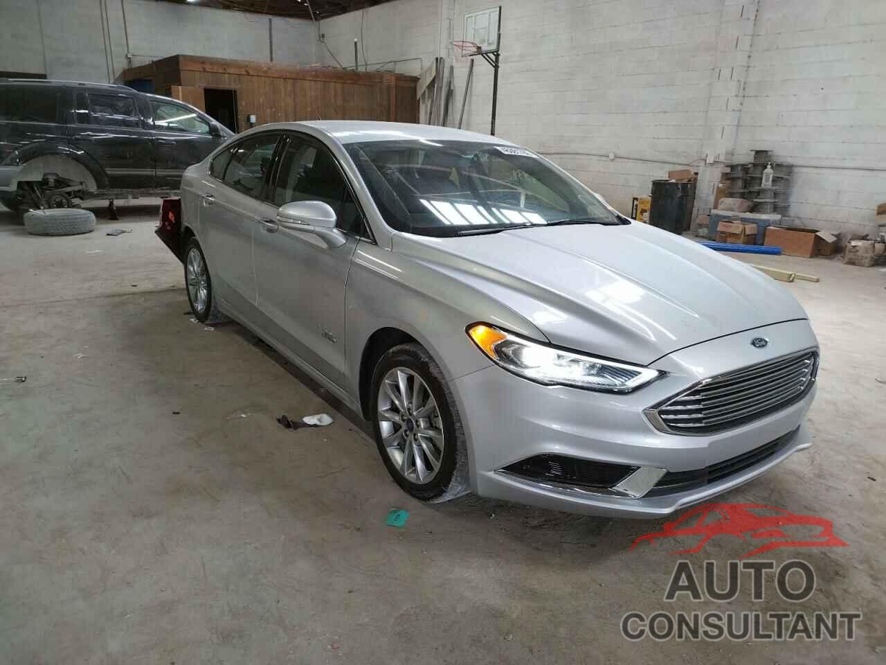 FORD FUSION 2018 - 3FA6P0PU0JR123321