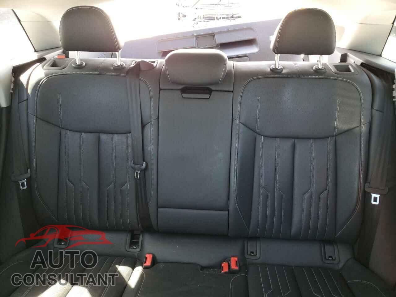 AUDI E-TRON 2019 - WA1VAAGE6KB021561