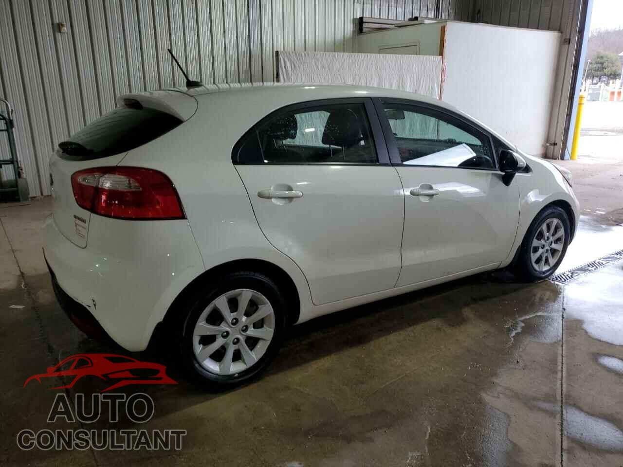 KIA RIO 2013 - KNADN5A33D6301046