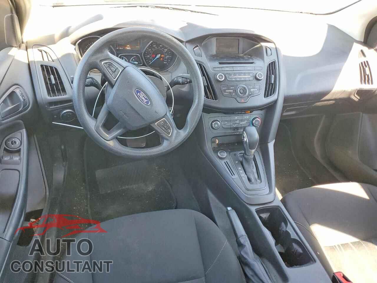 FORD FOCUS 2016 - 1FADP3E27GL247068