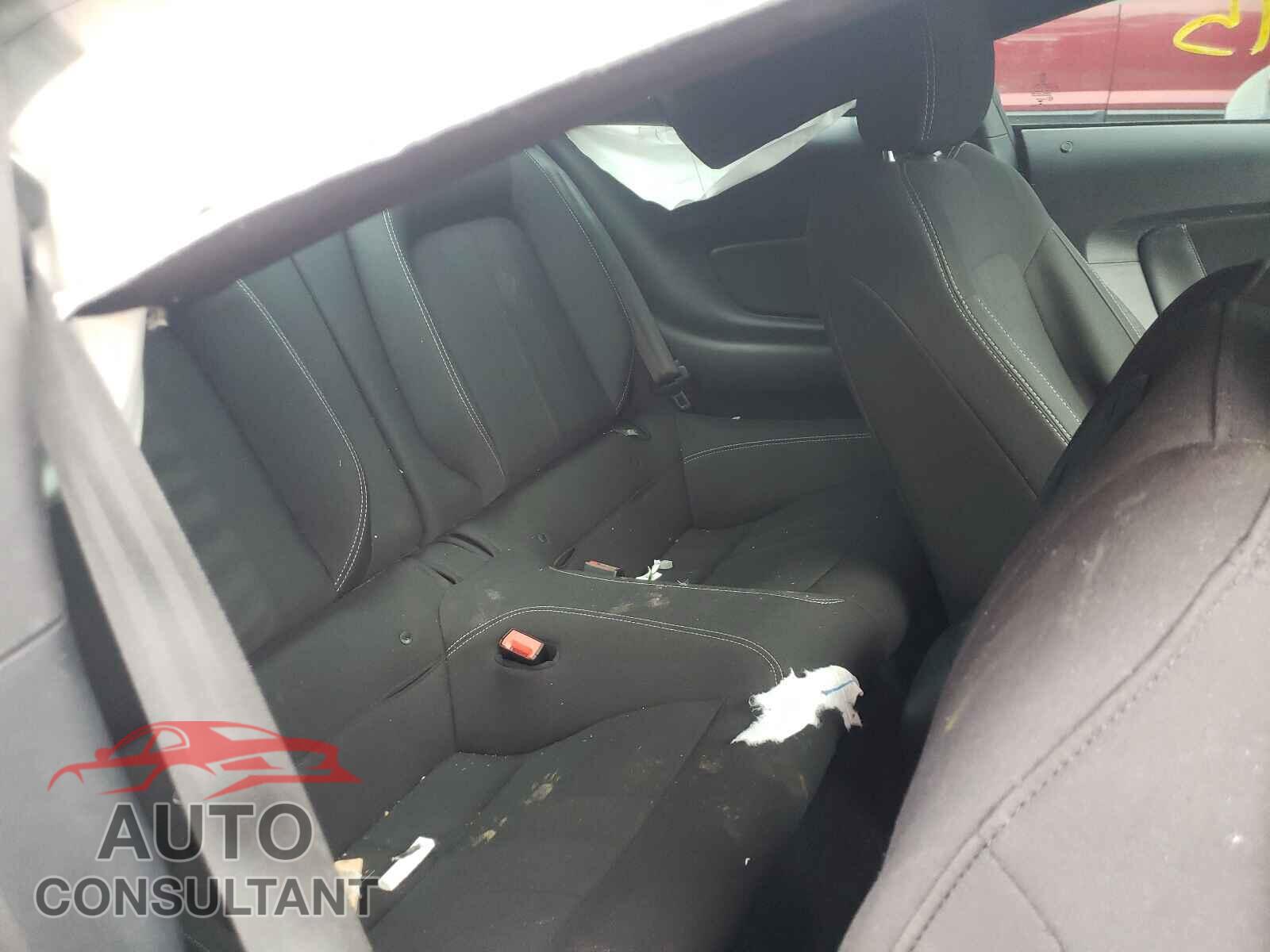 FORD MUSTANG 2018 - 1FA6P8TH7J5129899