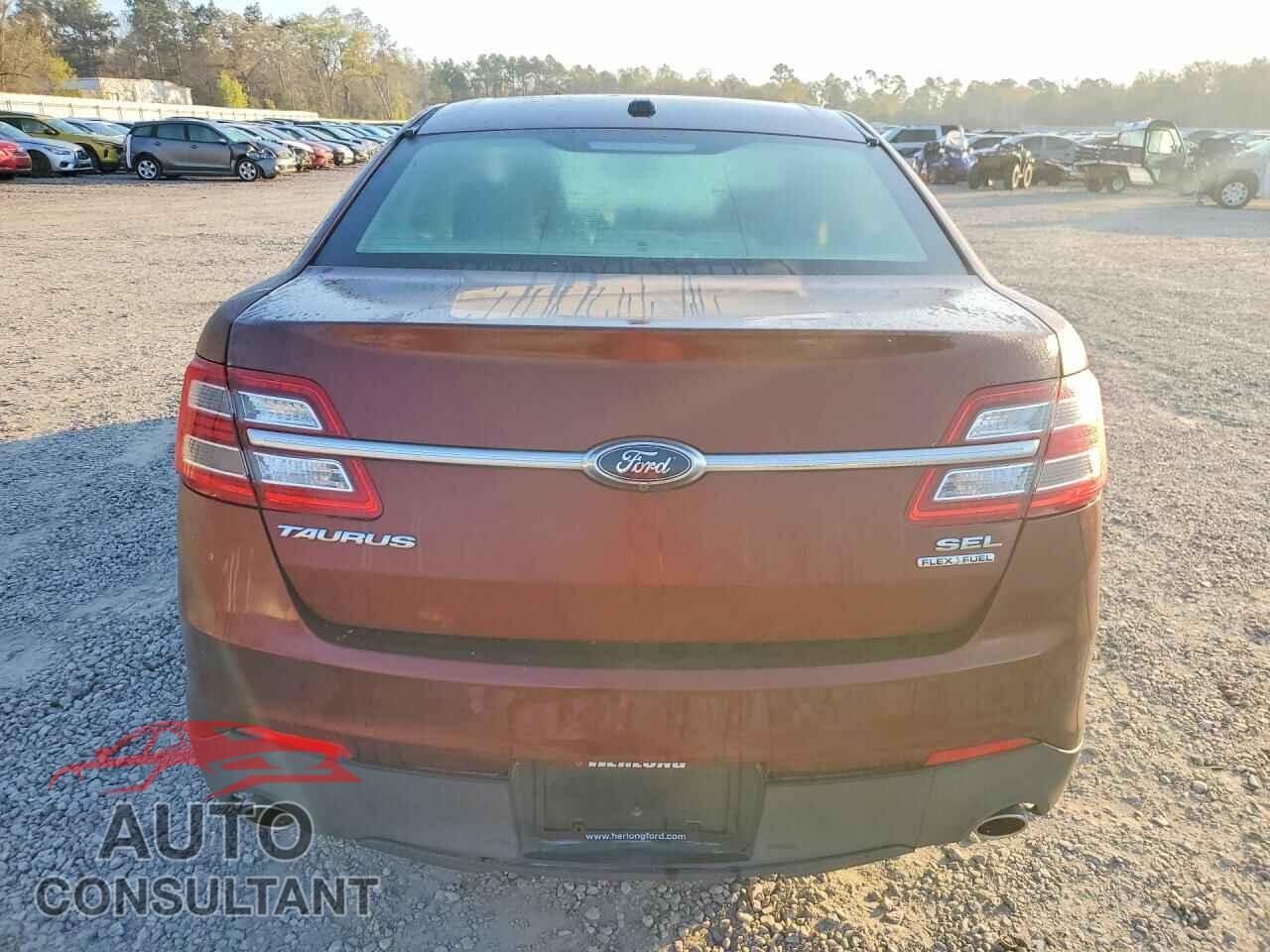 FORD TAURUS 2016 - 1FAHP2E82GG107518