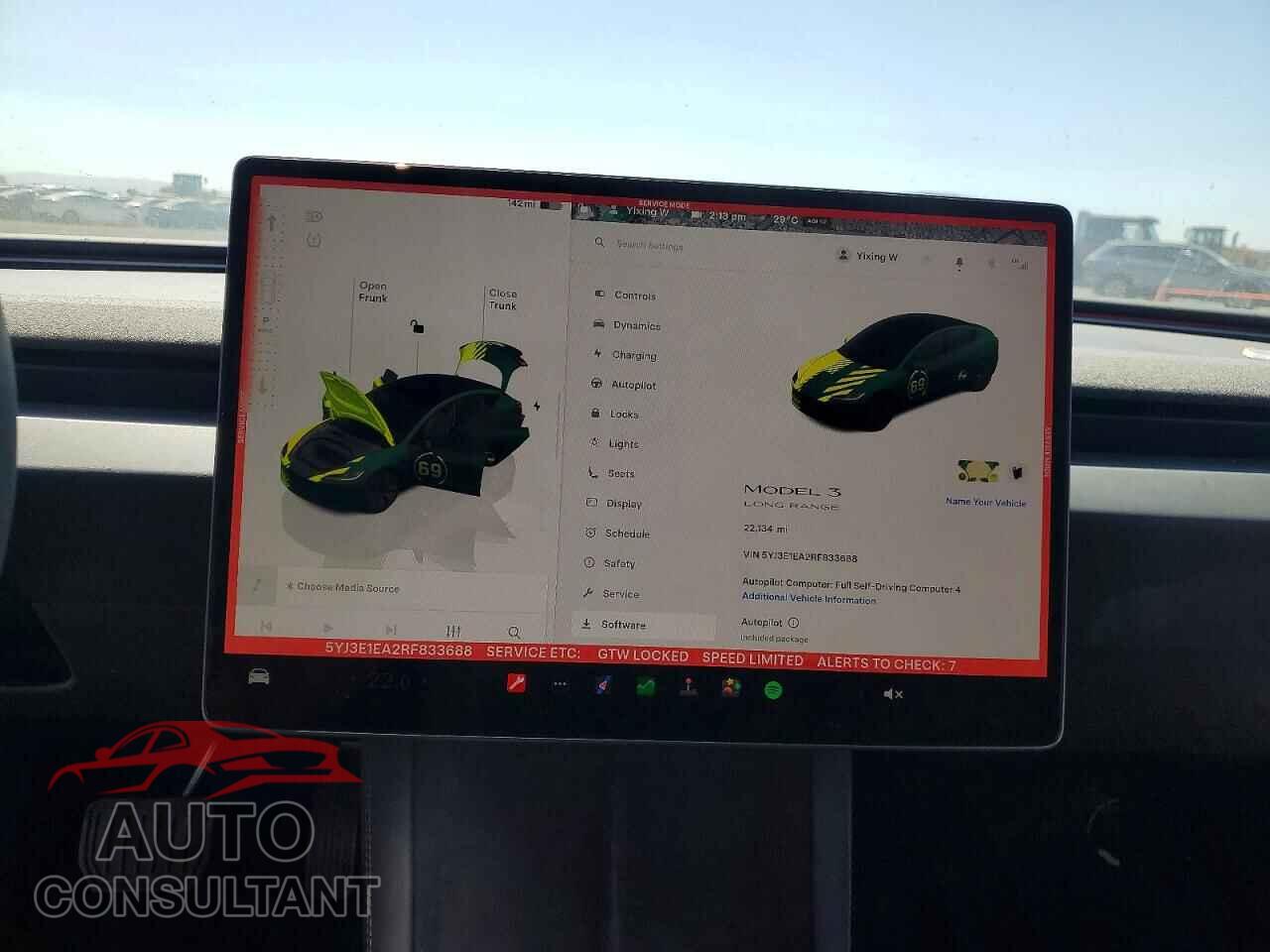TESLA MODEL 3 2024 - 5YJ3E1EA2RF833688