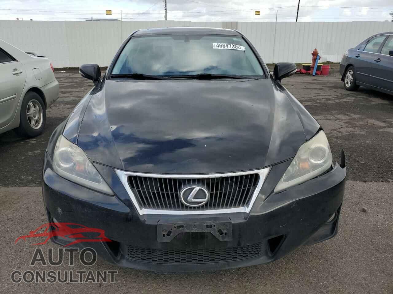 LEXUS IS 2012 - JTHBF5C22C5170044