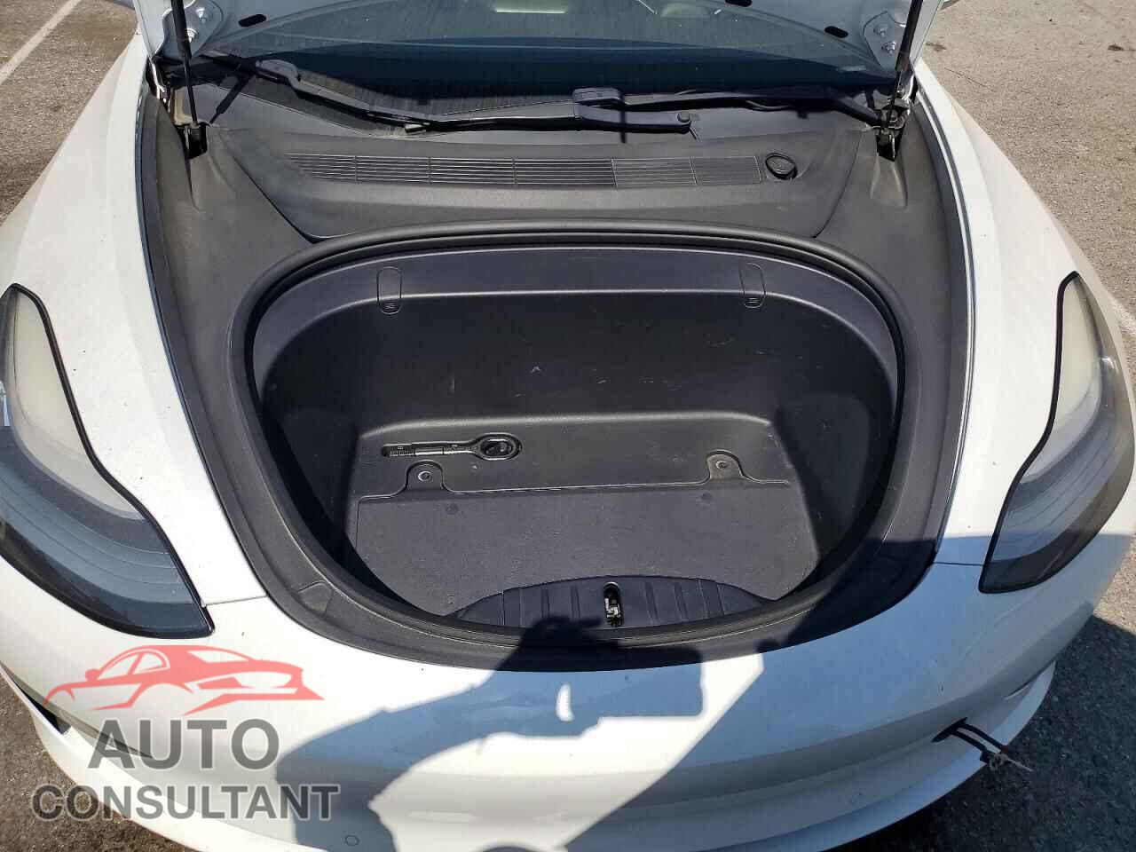 TESLA MODEL 3 2019 - 5YJ3E1EA6KF472584