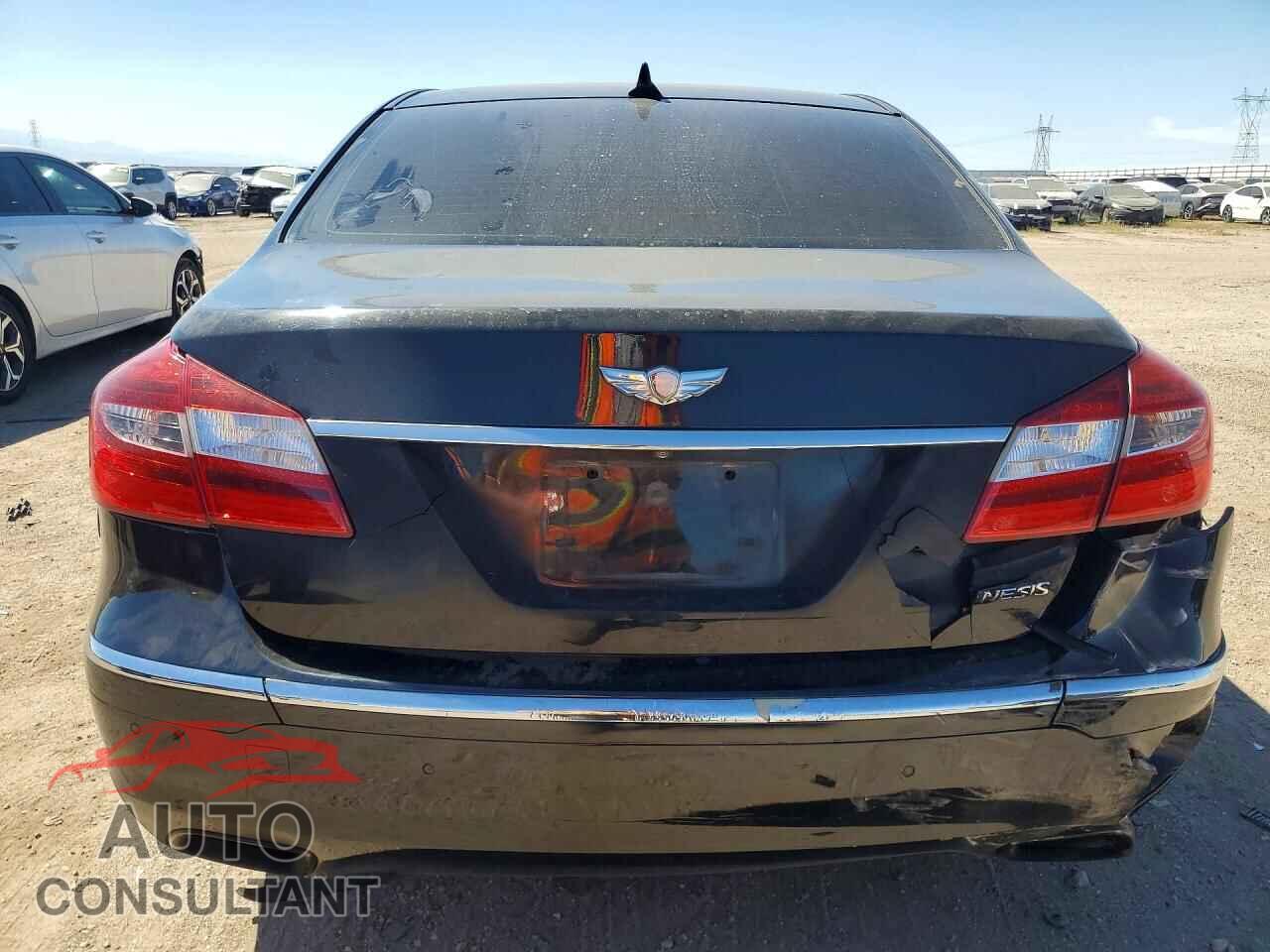 HYUNDAI GENESIS 2012 - KMHGC4DD1CU211789