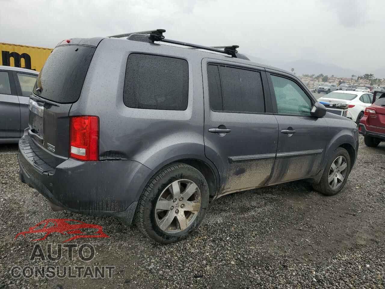 HONDA PILOT 2015 - 5FNYF4H92FB006646