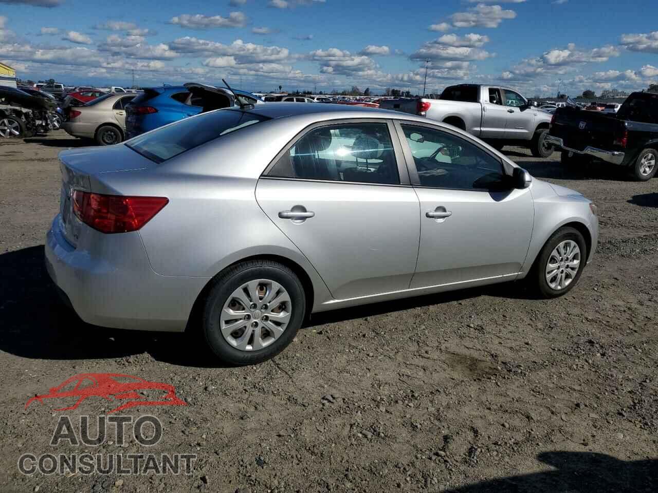 KIA FORTE 2013 - KNAFU4A21D5736070