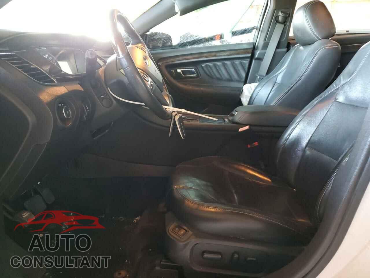 FORD TAURUS 2017 - 1FAHP2F85HG113121
