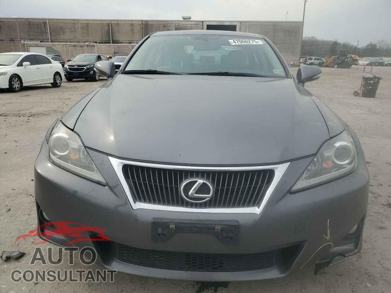 LEXUS IS 2012 - JTHCF5C28C5054111